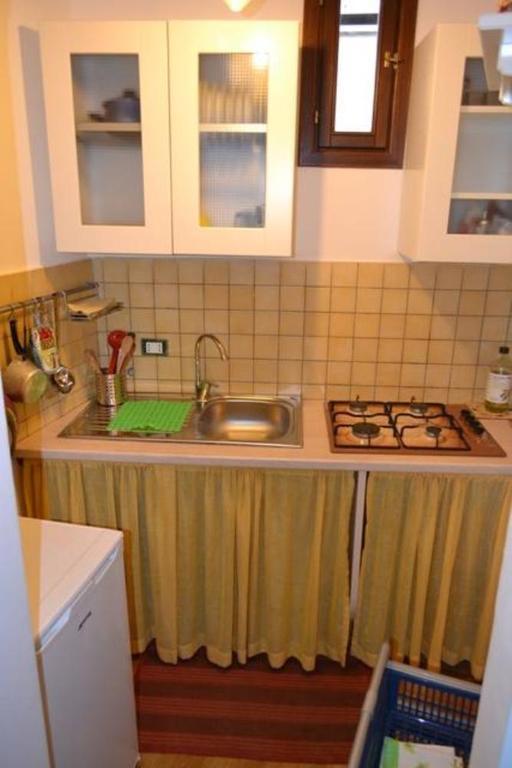 Casa Colorata Apartment Палермо Стая снимка